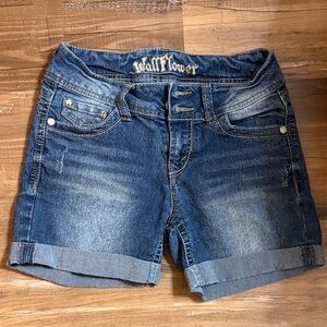Wallflower Women's Classic Blue Jean Shorts